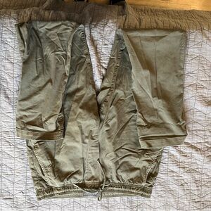 American Eagle Outfitters Olive Joggers
